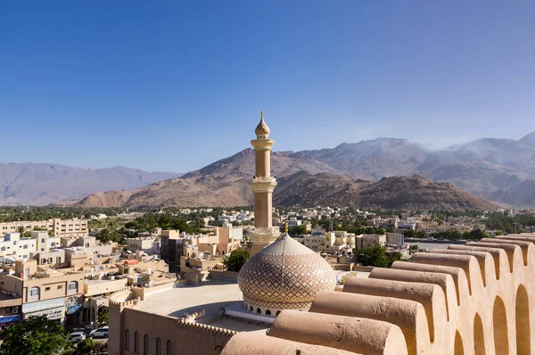 Ulu Camii ve minaresi Nizwa - Umman.