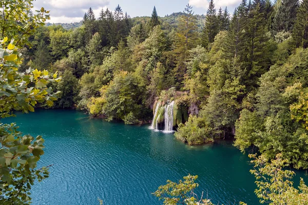 Cachoeiras no Parque Nacional Plitvice - Croácia — Fotografia de Stock