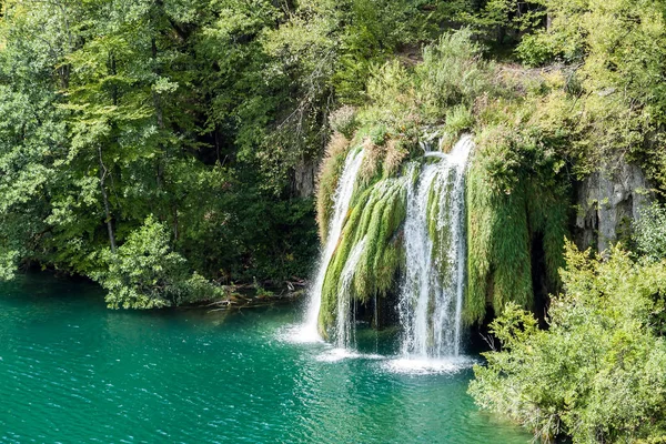 Cachoeiras no Parque Nacional Plitvice - Croácia — Fotografia de Stock