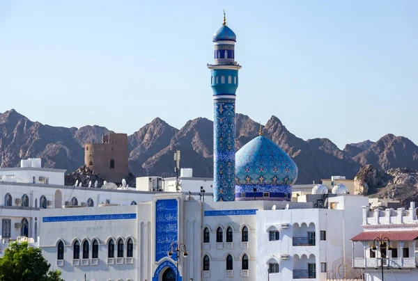 Cúpula Azul e Minarete de Mesquita Mutrah Mascate, Omã — Fotografia de Stock
