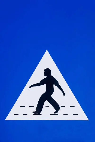 Signo de travessia pedestre Omani - Mascate, Omã — Fotografia de Stock