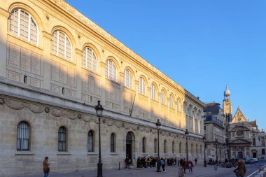 Paris 'teki Sainte-Genevieve Kütüphanesi