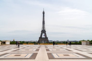 Paris 'teki covid-19 salgını sırasında Trocadero Meydanı