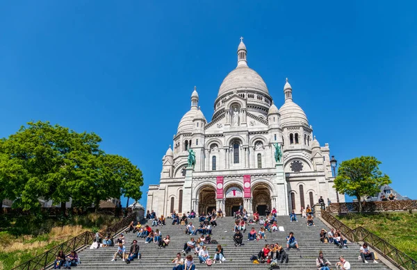 Paris France May 2020 Parisians Lunch Time Montmartre Stairs Sacre — Stock Photo, Image