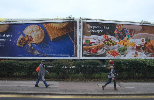 Publicidade de Natal Billboards — Fotografia de Stock