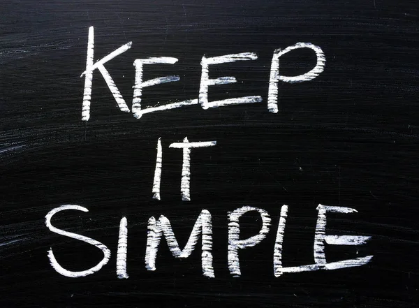 Keep It Simple przypomnienie na tablicy — Zdjęcie stockowe