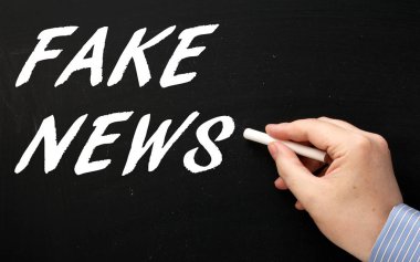 Sahte haber bir tahtaya yazma