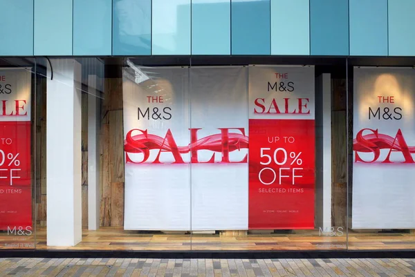 Bracknell England March 2018 Banners Announcing Sale Window Display Marks — Stock Photo, Image