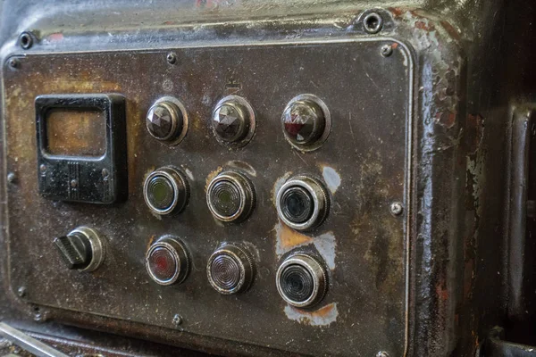 Painel de controle da máquina de moagem antiga — Fotografia de Stock