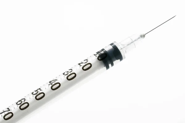 Seringa de insulina isolada sobre fundo branco — Fotografia de Stock