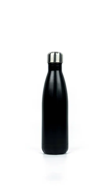 Botella de termo negro con diseño deportivo aislado sobre fondo blanco con espacio de copia — Foto de Stock