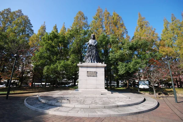 Yıldönümü bombalama heykeli