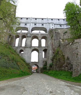 Öğleden sonra güzel Cesky Krumlov Kalesi 'nin manzarası - Cesky Krumlov, Çek Cumhuriyeti