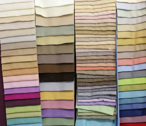 Amostras têxteis coloridas — Fotografia de Stock