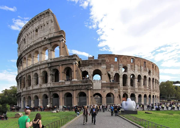 De ingang van de Romeinse colosseum — Stockfoto