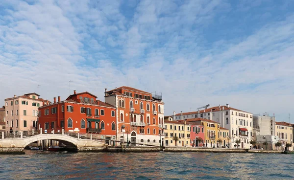 Venedik Canal mimarisi — Stok fotoğraf