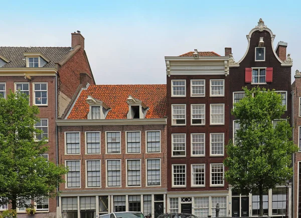 Residentieel gebouw in Amsterdam — Stockfoto