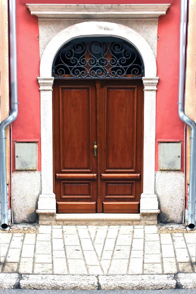 Huis straat ingang — Stockfoto