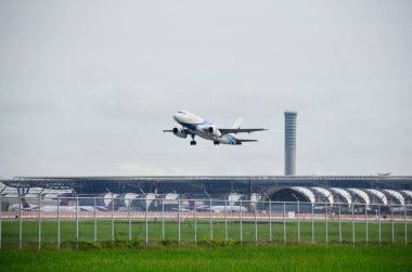 Bangkok Airways uçak göğe çıkar