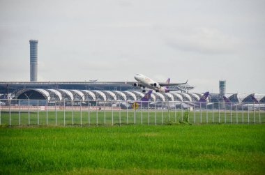 Thai Airways uçağı göğe çıkar