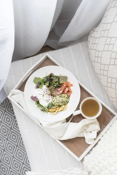 Salmon and eggs in bowl — Stock Photo, Image