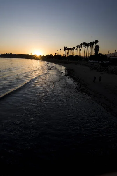 Santa Barbaran ranta — kuvapankkivalokuva