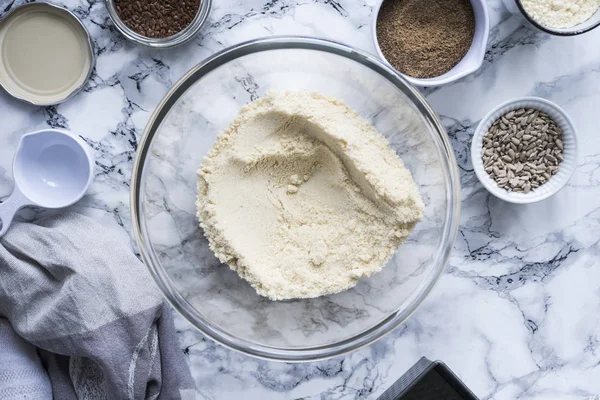 Ingredientes para pastel en mesa de mármol — Foto de Stock