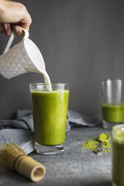 Pouring Milk Green Matcha Tea — Stock Photo, Image