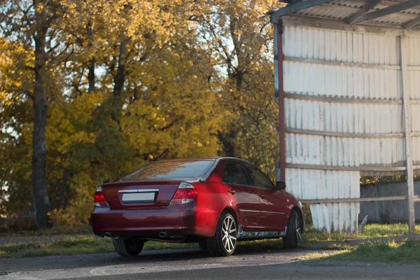 Kirschrot Türige Familie Klasse Limousine Toyota Camry Fünfte Generation Xv30 — Stockfoto