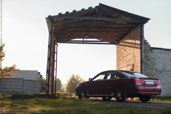 Cereza Roja Puertas Familia Class Sedán Toyota Camry Quinta Generación — Foto de Stock