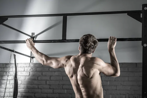 Pull-up workout photo — Stock Photo, Image