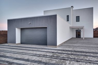Modern tarzı ülke evi
