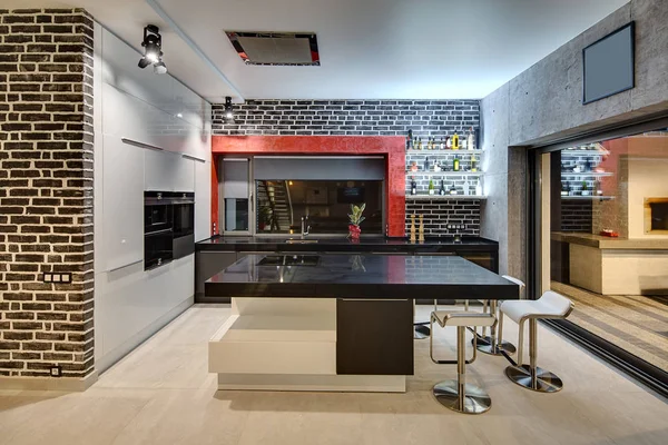 Ragyogó konyha modern stílusban — Stock Fotó