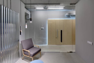 Çatı katı tarzında bir ofis