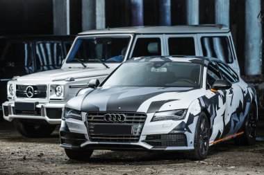 Audi S7 ve Mercedes G55 Amg