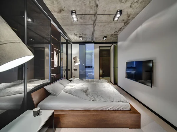 Sypialnia w stylu loft — Zdjęcie stockowe