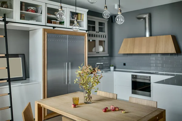 Keuken in moderne stijl — Stockfoto