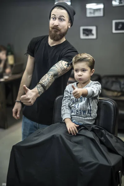 Small kid in barbershop — Stock Photo, Image