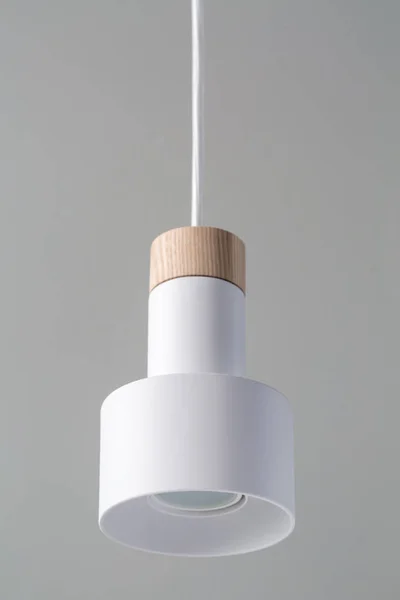 Biała lampa wisząca — Zdjęcie stockowe