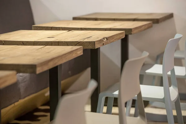 正方形のテーブルのクローズ アップ写真 — ストック写真