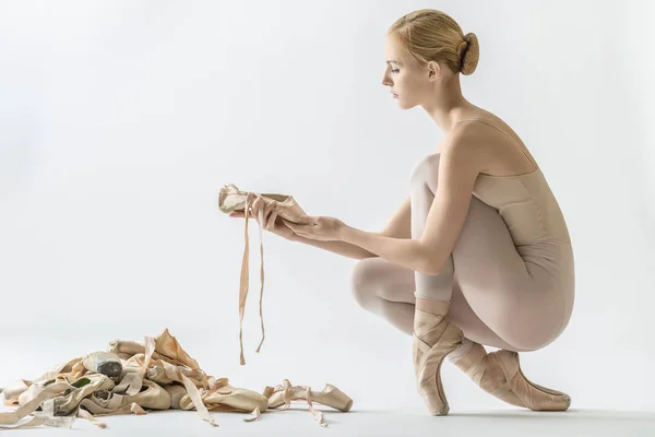Ballerina med många pointe skor — Stockfoto