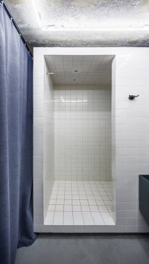 Çatı katı tarzında banyo