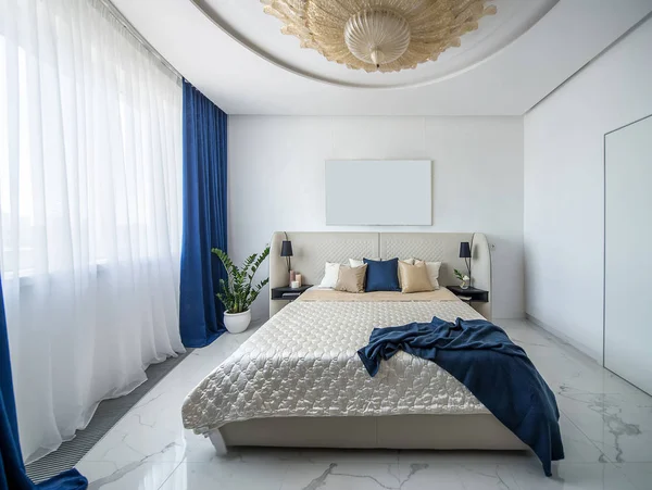Роскошная спальня в современном стиле — стоковое фото