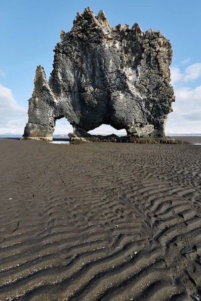 Hvitserkur basalt bildandet — Stockfoto