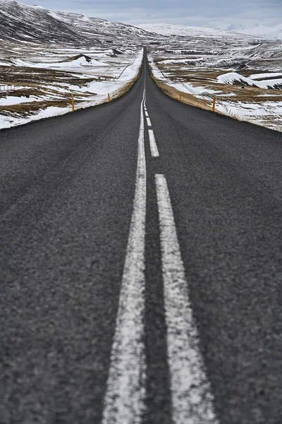 Země silnice na Islandu — Stock fotografie
