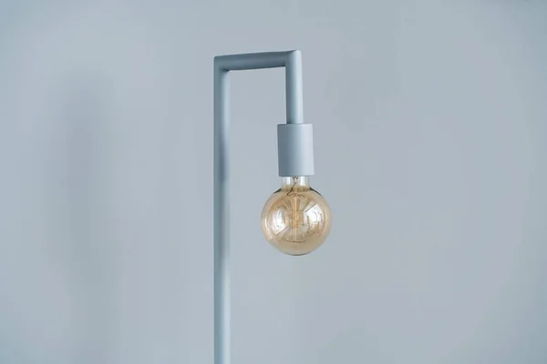 Сірий Едісон лампа — стокове фото