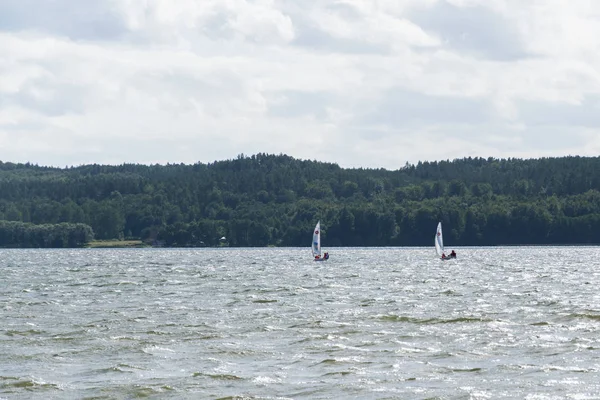 yelkende Gölü arka plan grafik tasarımcıları için