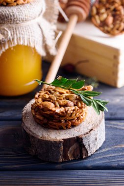 Kokulu çiçek çay lezzetli tanımlama karanlık tablo ile