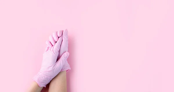 Händerna Medicinska Handskar Ligger Rosa Bakgrund Innehållet Medetsin Med Plats — Stockfoto