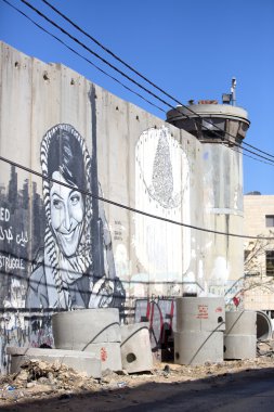 Ayırma bariyer grafiti detay